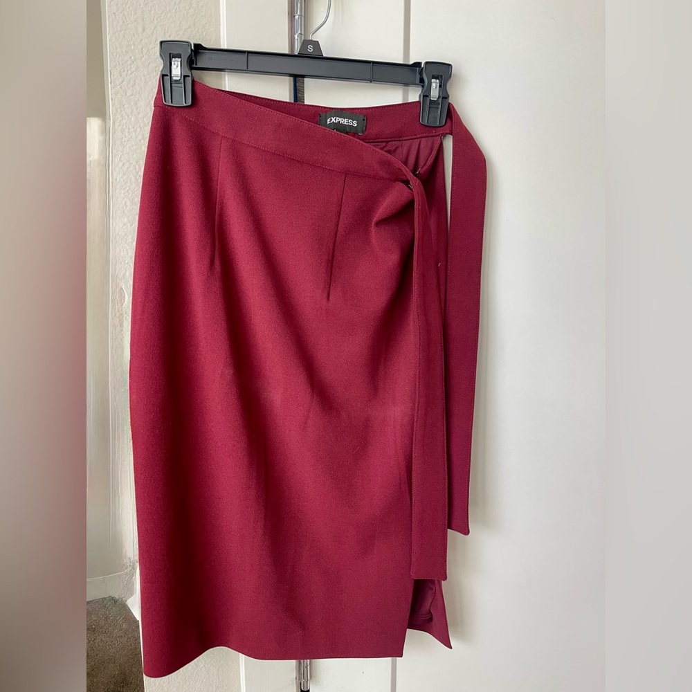 Express Women's Deep Red Pencil Skirt
